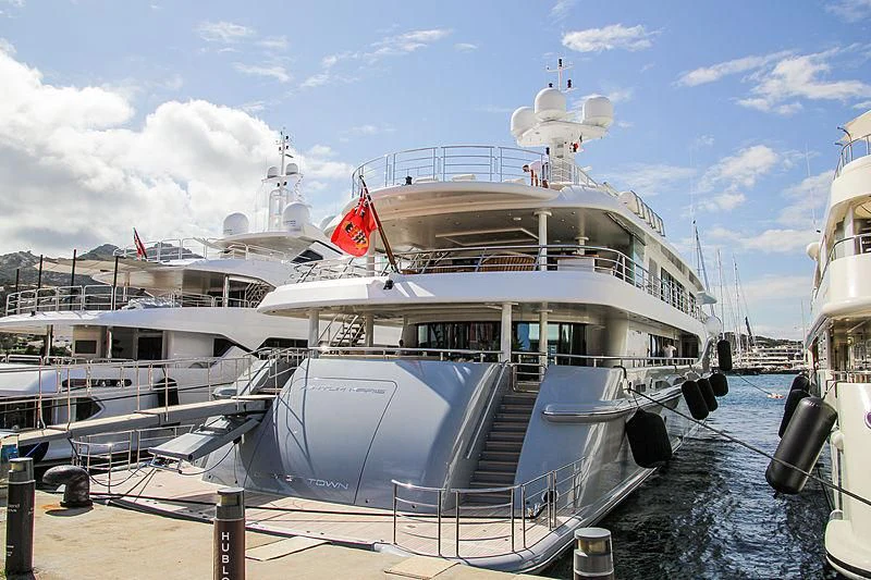 a boat docked at a pier aboard VENTUM MARIS Yacht for Charter