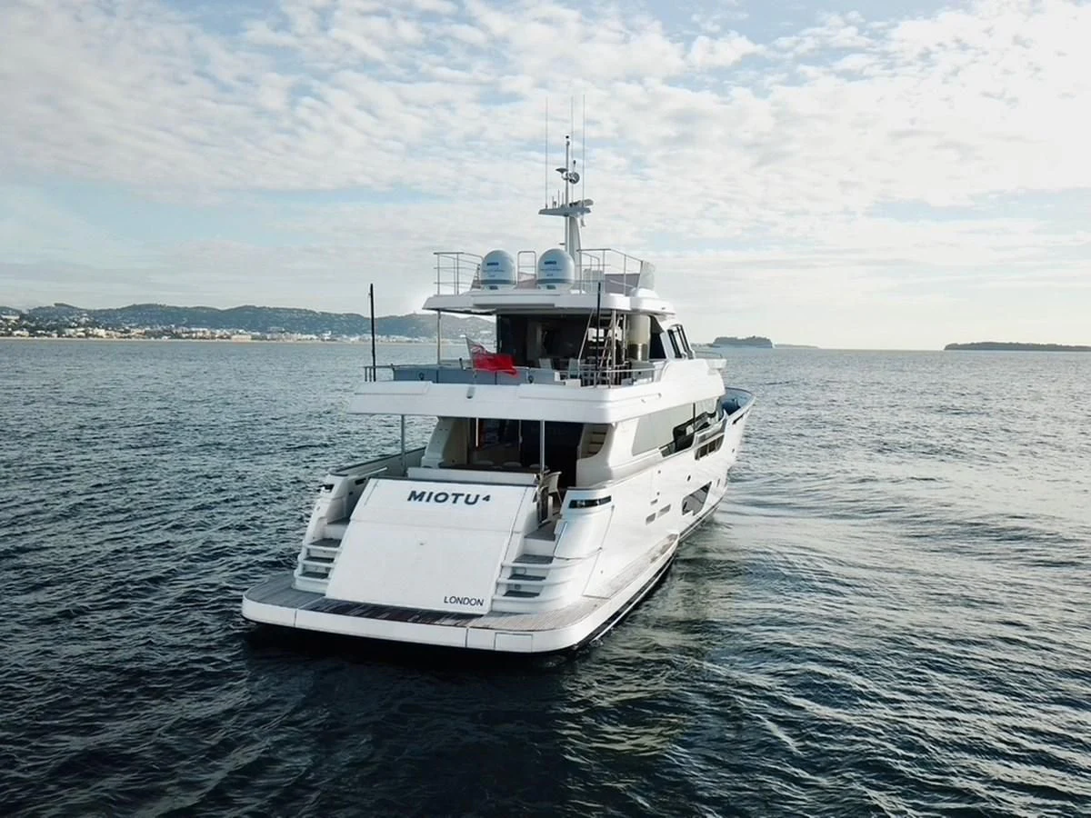 a boat in the water aboard MIOTU 4 Yacht for Sale