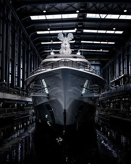 a space ship in a large room aboard ARTEFACT Yacht for Sale