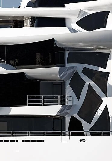 diagram aboard ARTEFACT Yacht for Sale