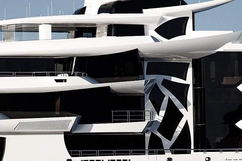 diagram aboard ARTEFACT Yacht for Sale