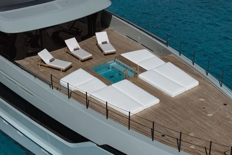 diagram, engineering drawing aboard VIRTUOSITY Yacht for Sale