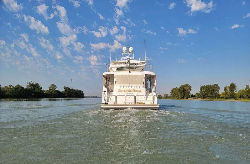 a boat in the water aboard SOUTHERN BREW Yacht for Sale