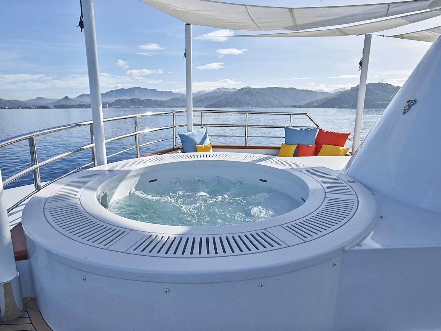 a white pool on a boat aboard ALAIA Yacht for Sale