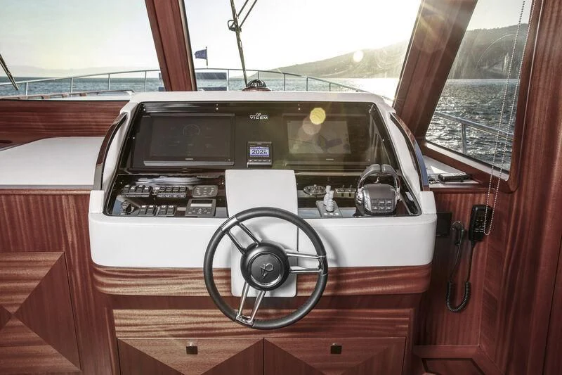 a car with a radio inside aboard ALECTO Yacht for Sale