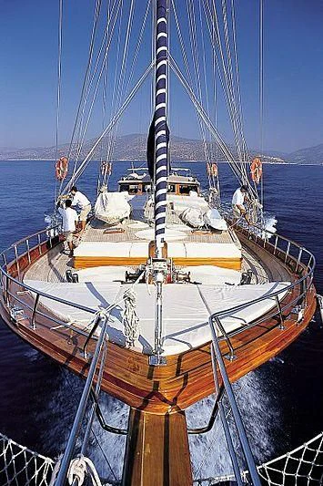 a boat with ropes aboard AGANIPPE Yacht for Sale