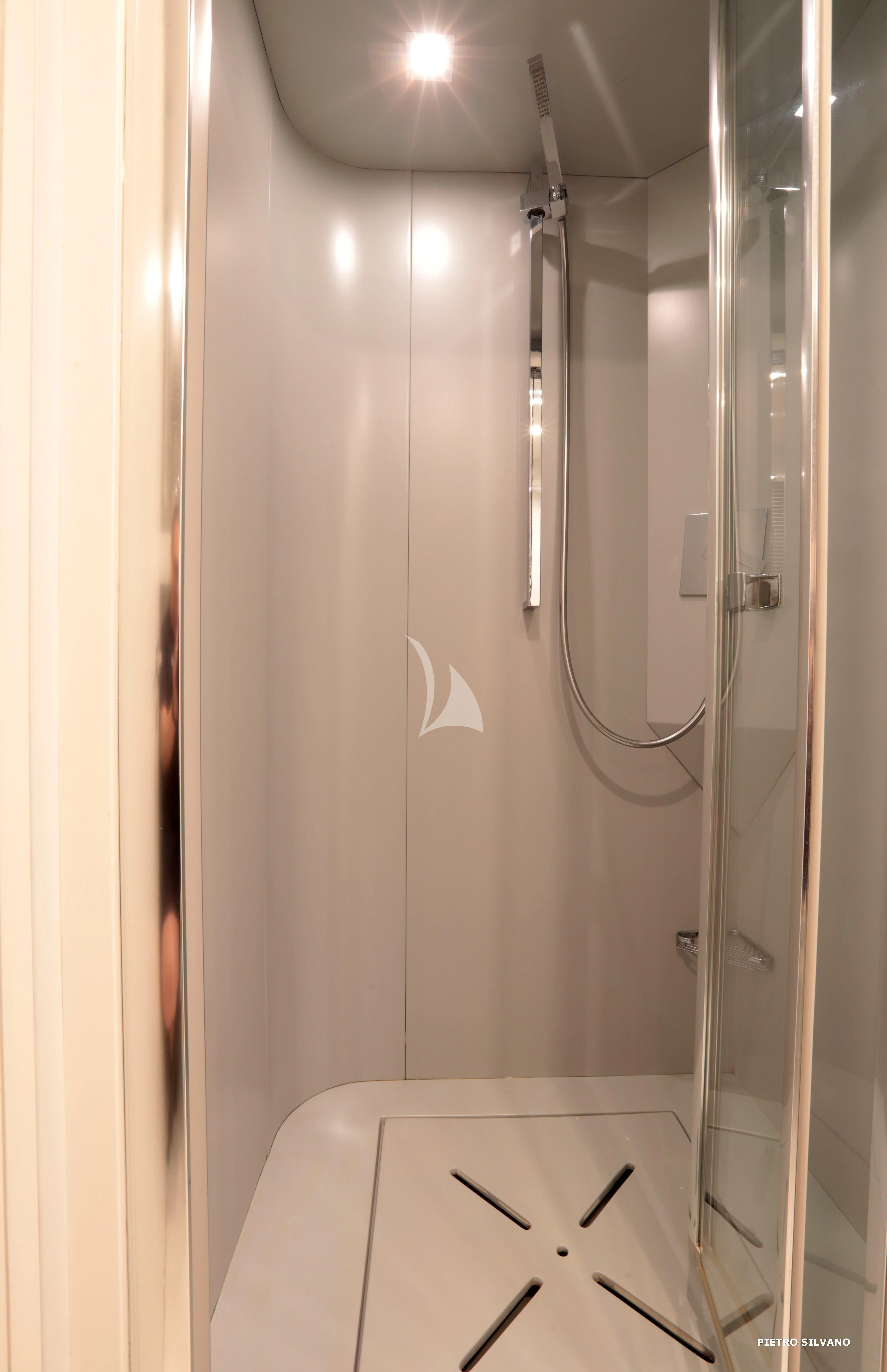 a shower with a mirror aboard NIKCA Yacht for Sale