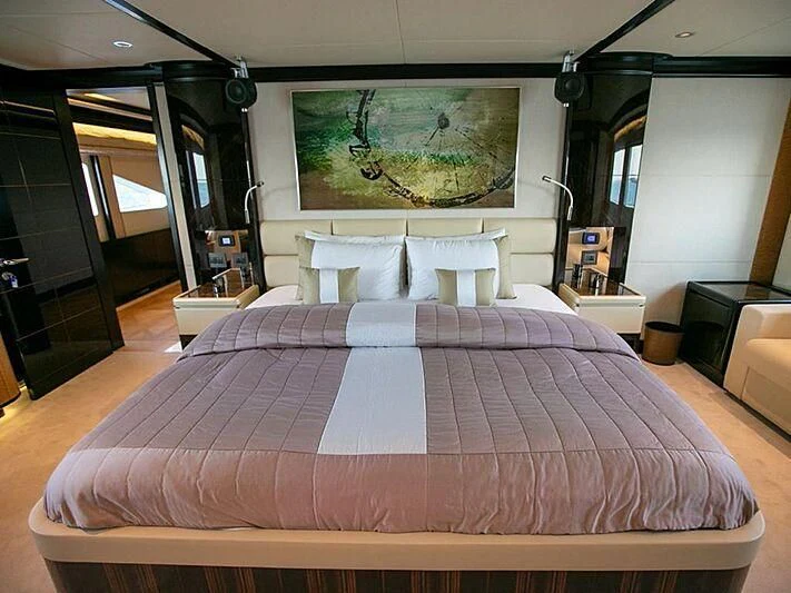 a bed in a hotel room aboard PERSISTENCE Yacht for Sale