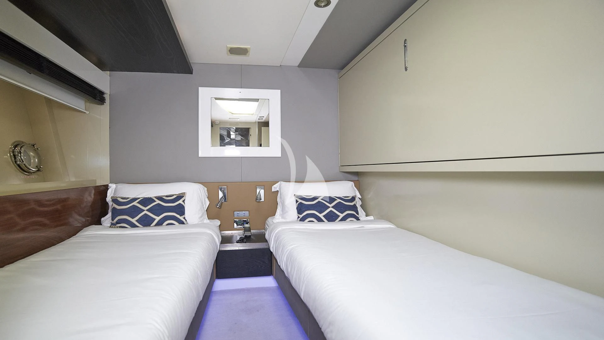 a room with two beds aboard FUNKY TOWN Yacht for Sale