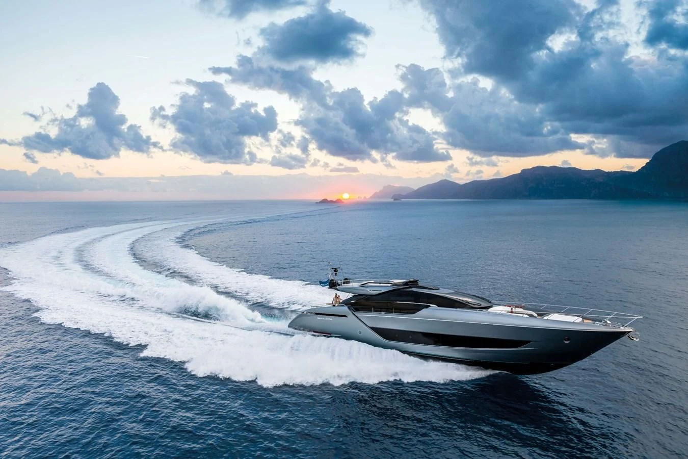 a boat on the water aboard RIVA FOLGORE 88/24 Yacht for Sale