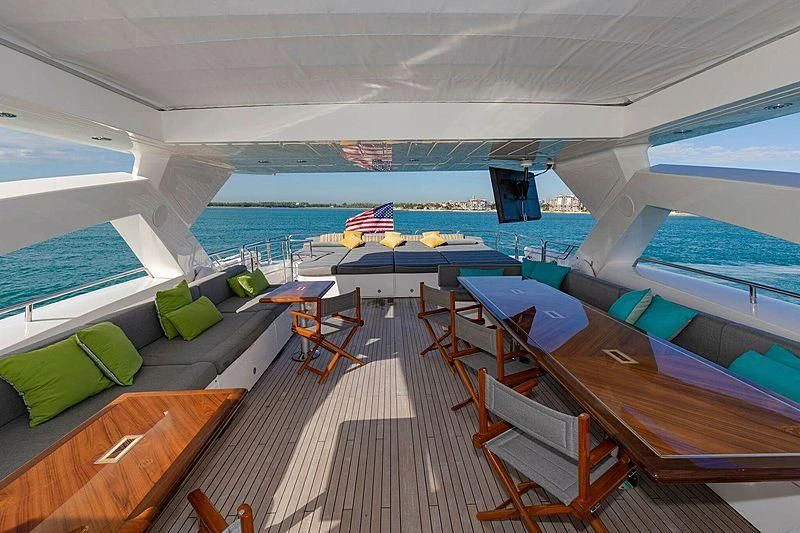 inside of a boat aboard SEAHORSE Yacht for Sale