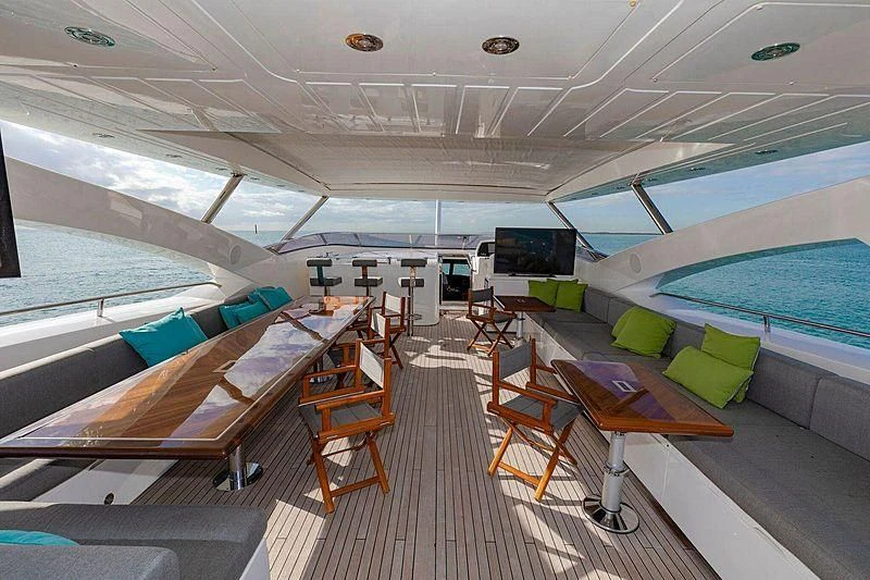 inside of a plane aboard SEAHORSE Yacht for Sale
