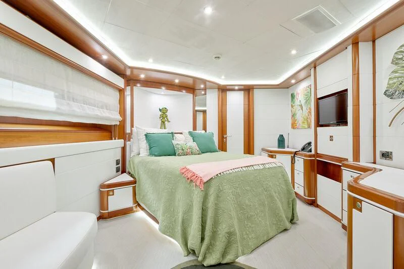 a room with a bed and a desk aboard BUNKER Yacht for Sale