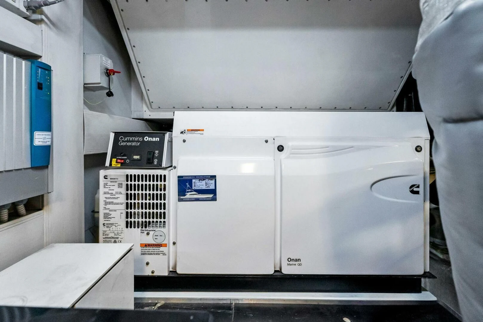 a machine with a screen aboard SILHOUETTE Yacht for Sale