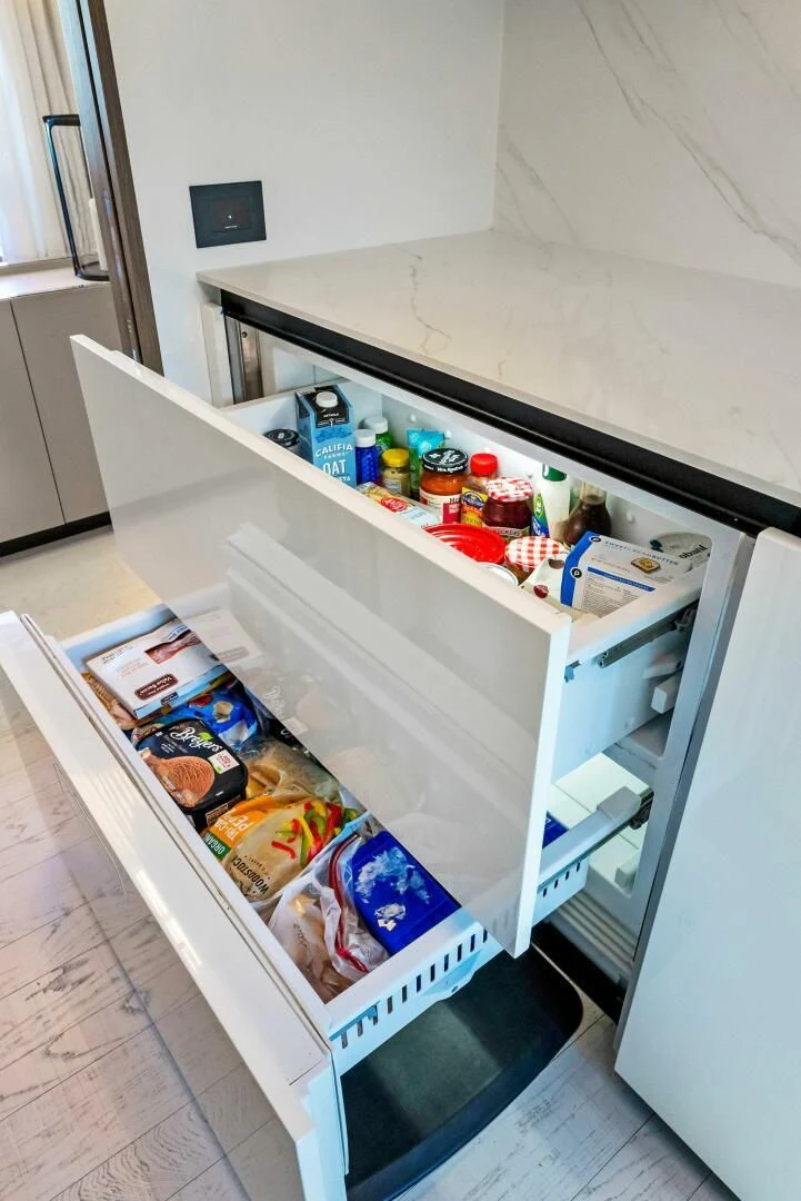 a shelf with food and drinks aboard SILHOUETTE Yacht for Sale