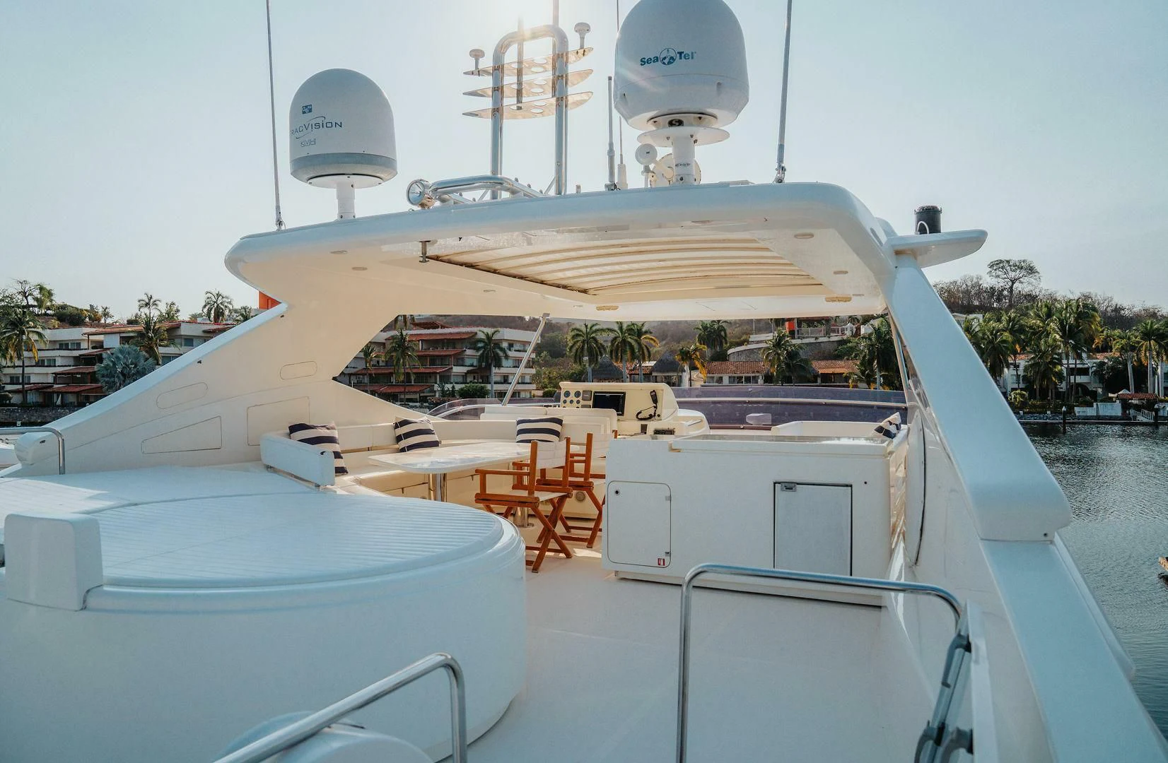 a boat on the water aboard LOS ESQUINKLIES Yacht for Sale