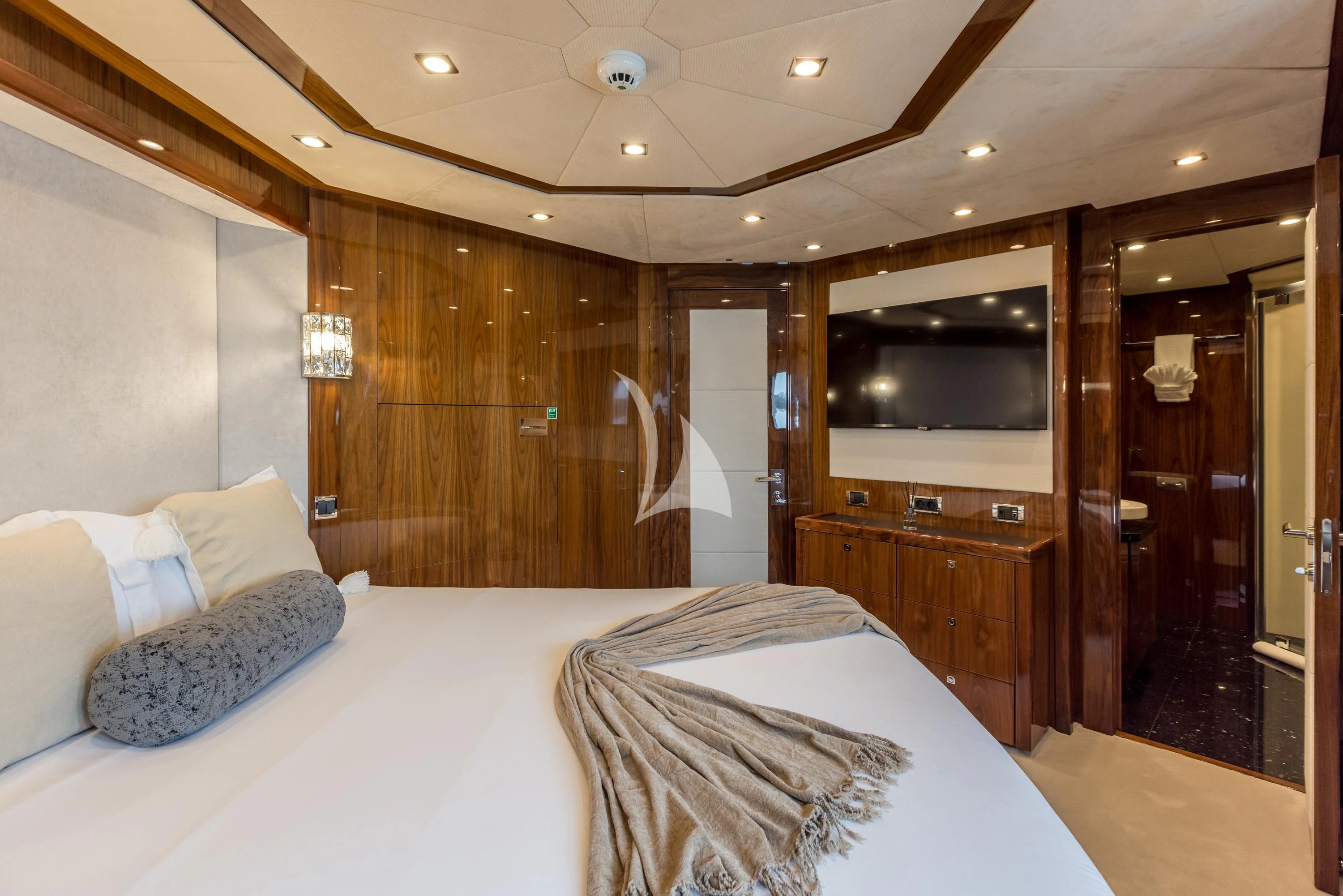 a hotel room with a bed aboard KATARIINA I Yacht for Sale