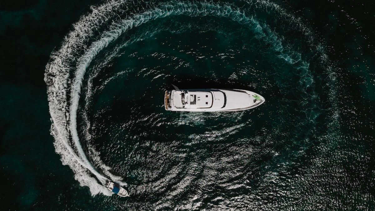 a white ring on a black surface aboard OUTTA TOUCH Yacht for Sale