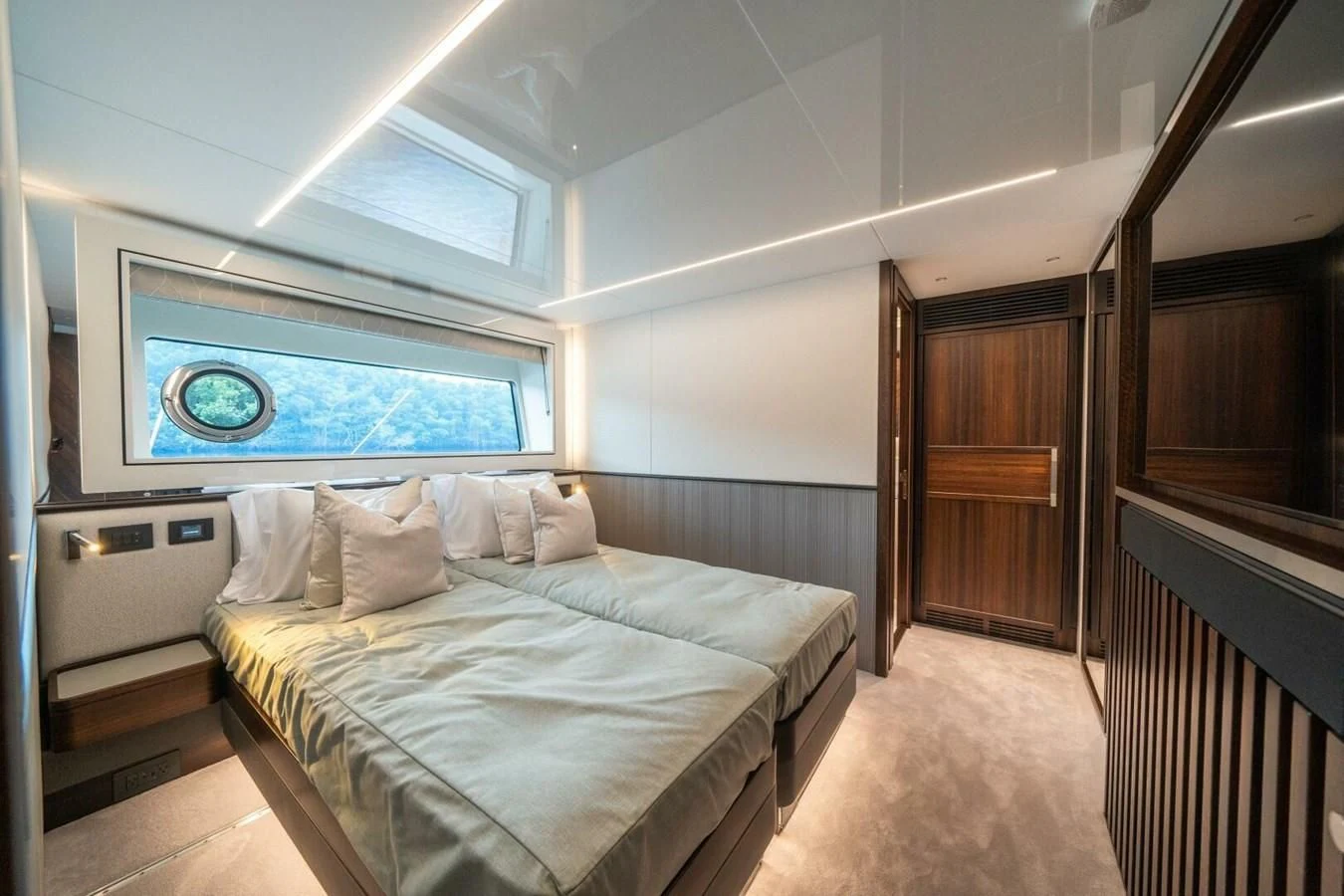 a bed in a room aboard 90 OCEAN Yacht for Sale