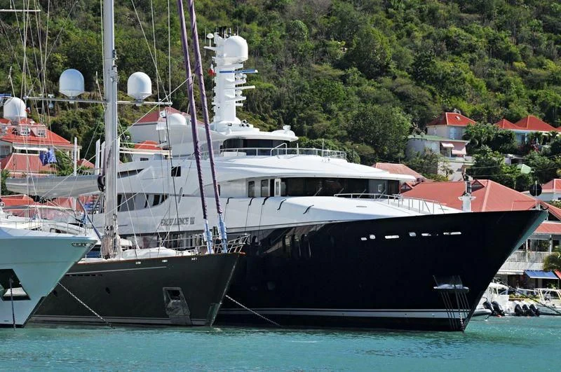 a large boat in the water aboard DREAM Yacht for Sale