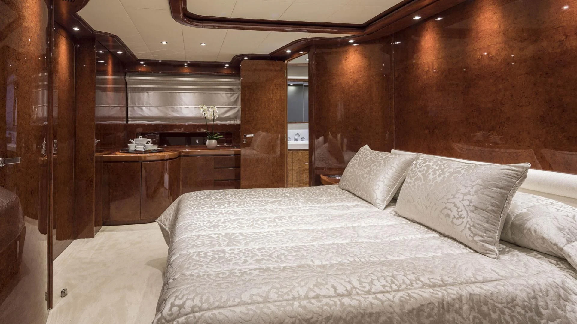 a bed with white sheets aboard SOLE DI MARE Yacht for Sale