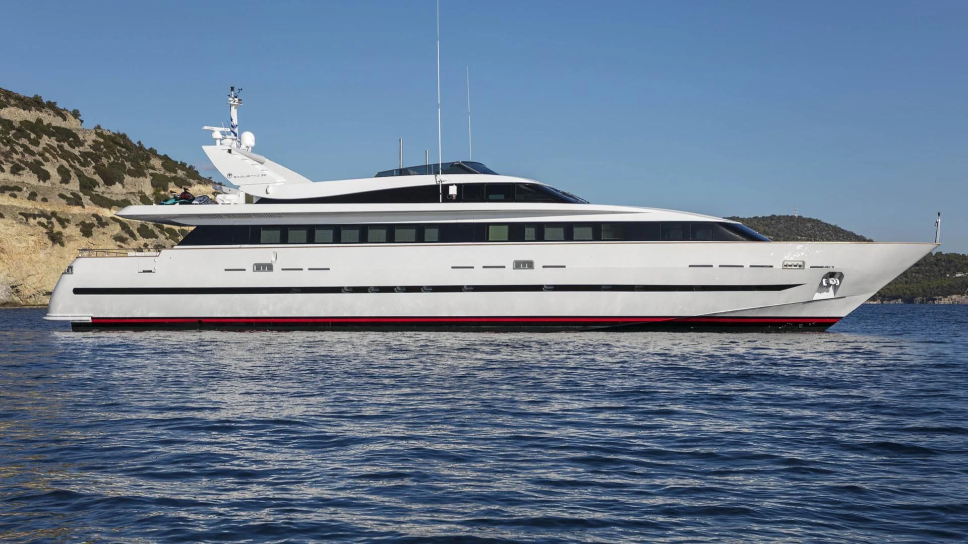 a boat on the water aboard SOLE DI MARE Yacht for Sale