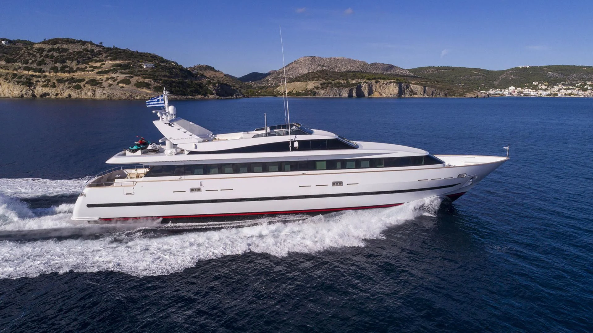 a boat on the water aboard SOLE DI MARE Yacht for Sale