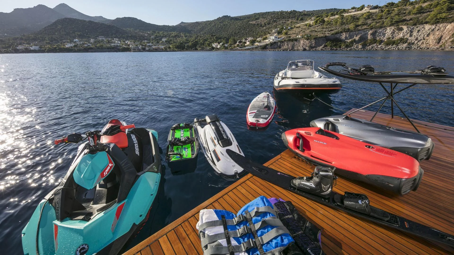 boats on a lake aboard SOLE DI MARE Yacht for Sale