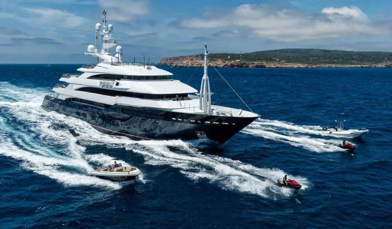 a boat on the water aboard BATELLO Yacht for Sale