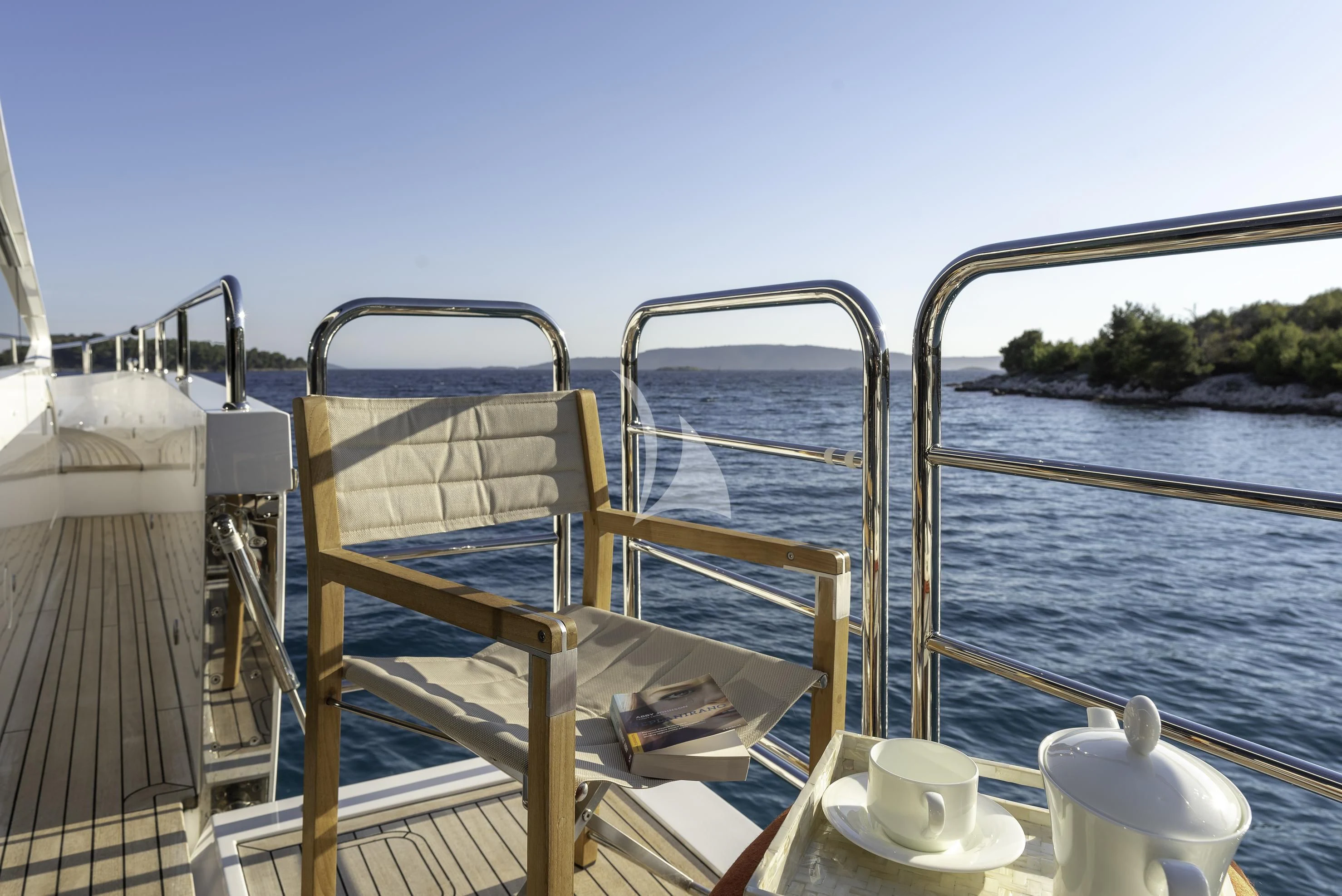 a boat on the water aboard HUNKY DORY OF LONDON Yacht for Sale