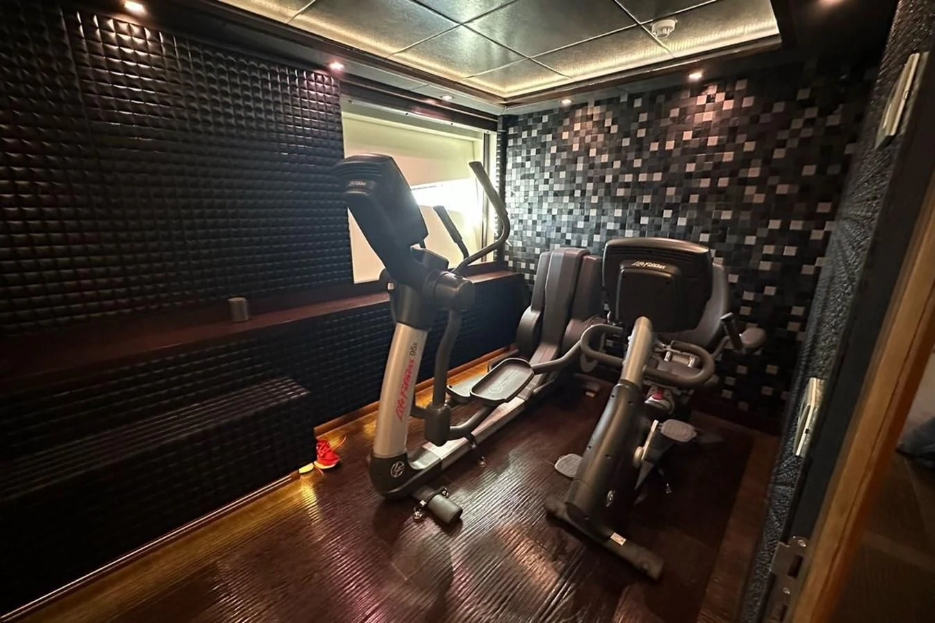 a gym with exercise equipment aboard ELIZAVETA Yacht for Sale