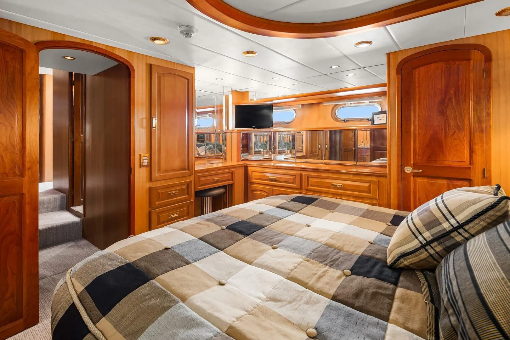 a bed in a room aboard QUE SA-RAH SA-RAH Yacht for Sale
