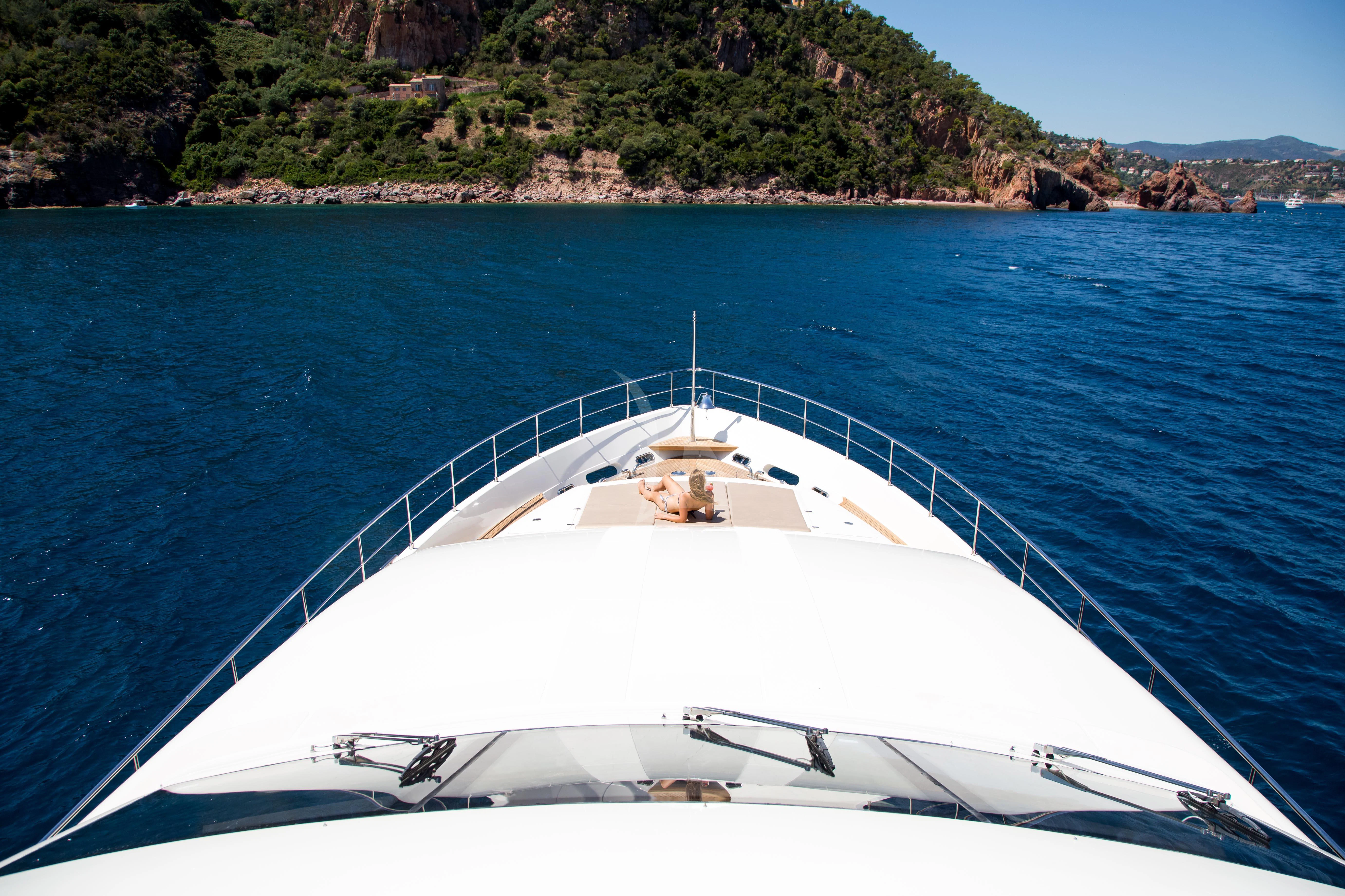 a white boat on the water aboard ROBUSTO Yacht for Sale