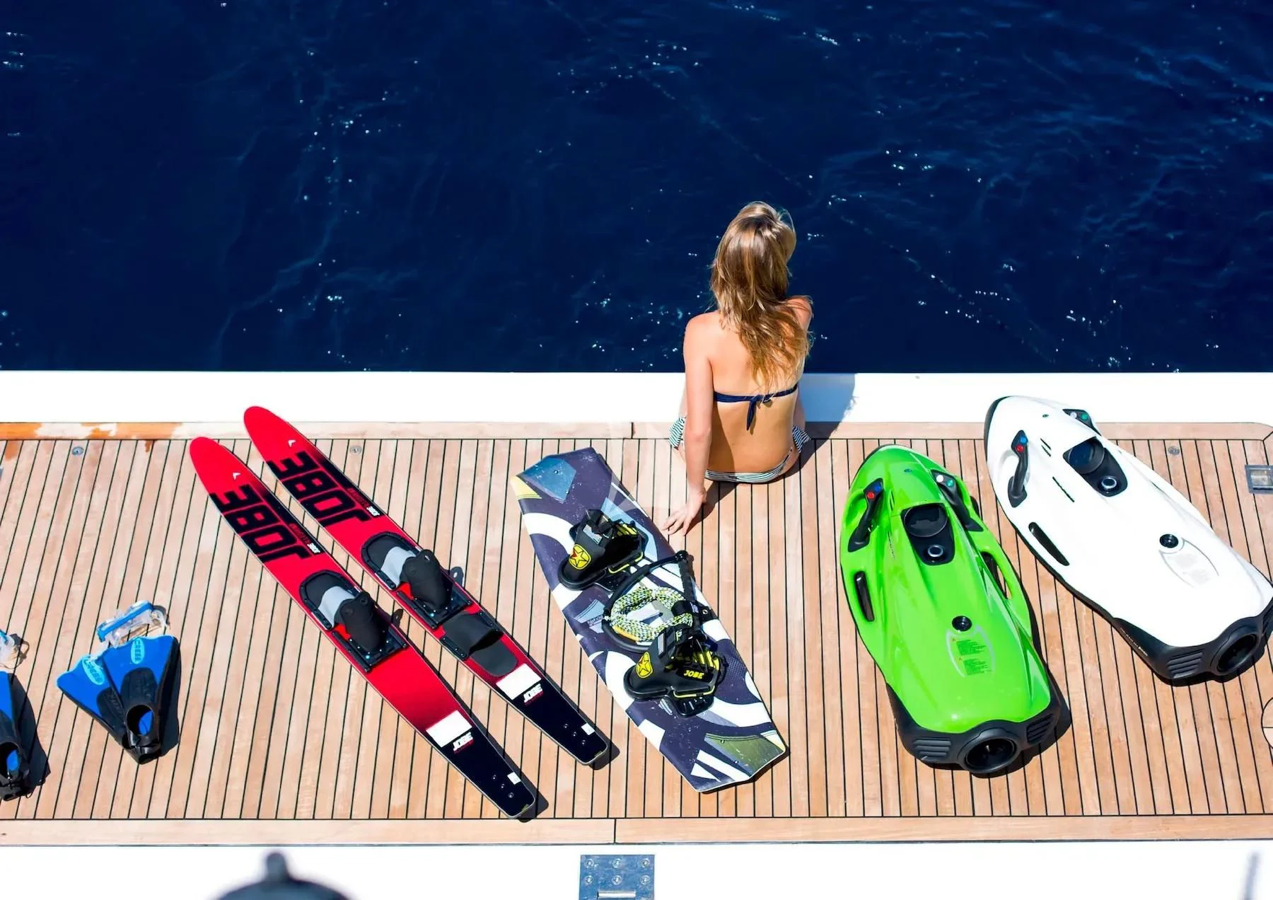 graphical user interface aboard ROBUSTO Yacht for Sale