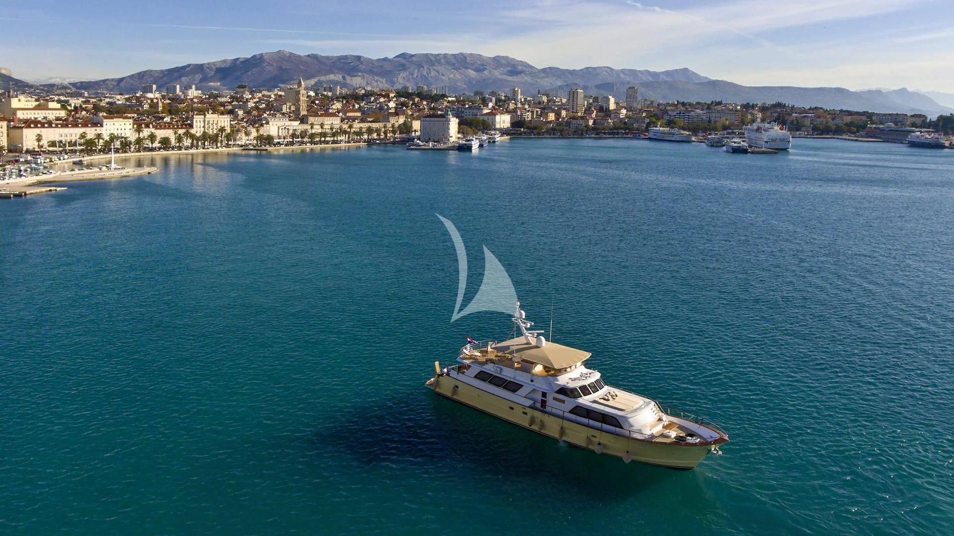 a boat in the water aboard AURIANE Yacht for Sale