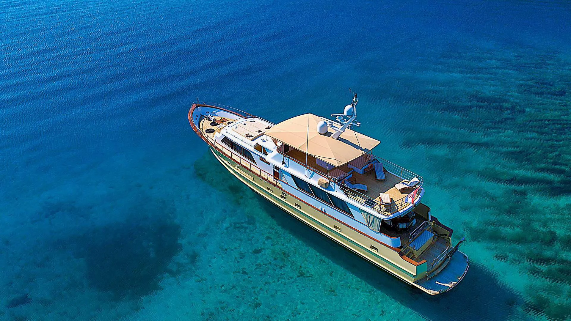 a boat in the water aboard AURIANE Yacht for Sale