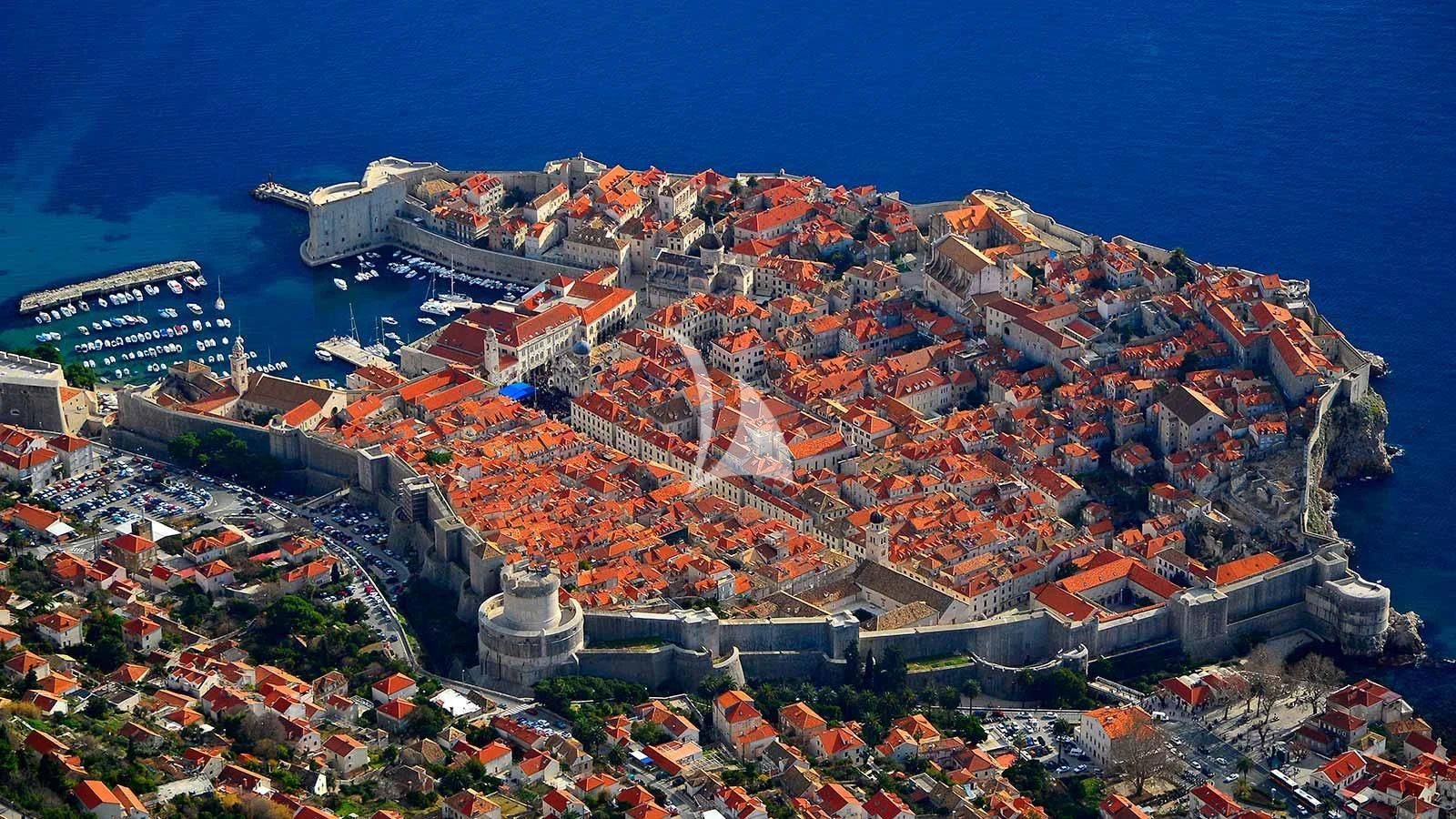 a large city with many buildings aboard AURIANE Yacht for Sale