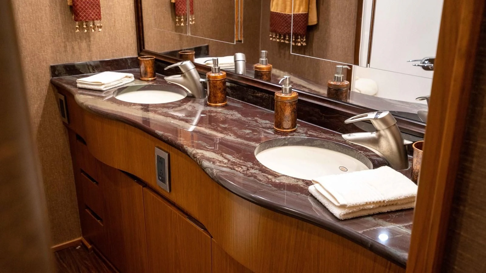 a bathroom with two sinks aboard DONE DEAL Yacht for Sale