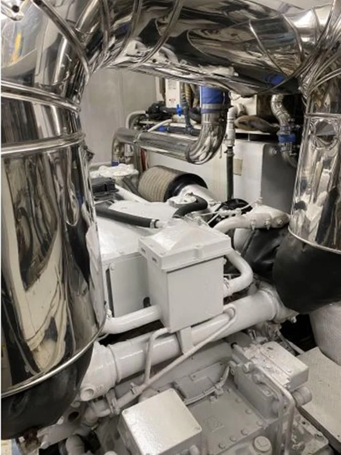 a large room with machinery aboard 85 AZIMUT ULTIMATE Yacht for Sale