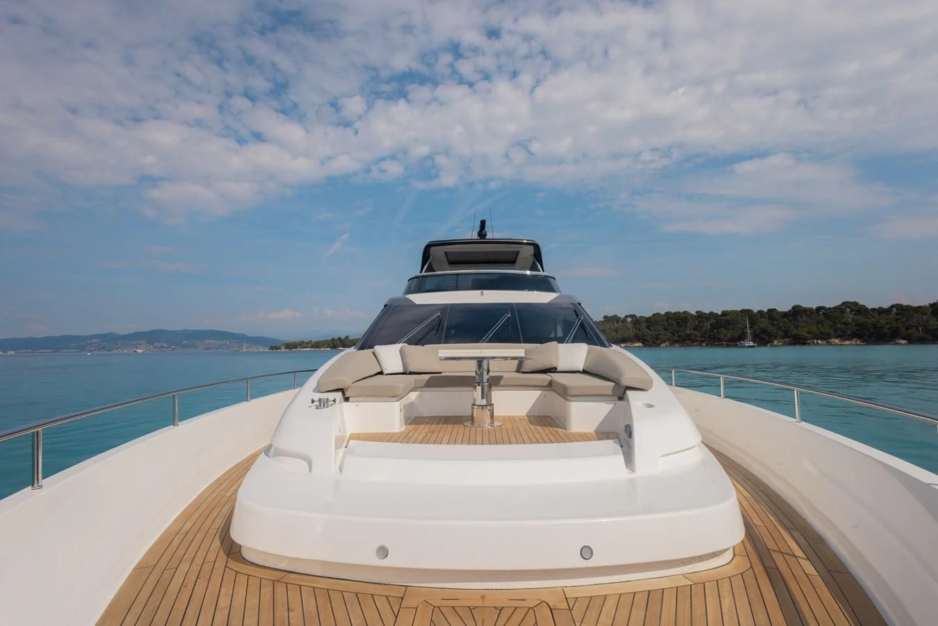 a boat on a bridge aboard ELLIE JAMES Yacht for Sale