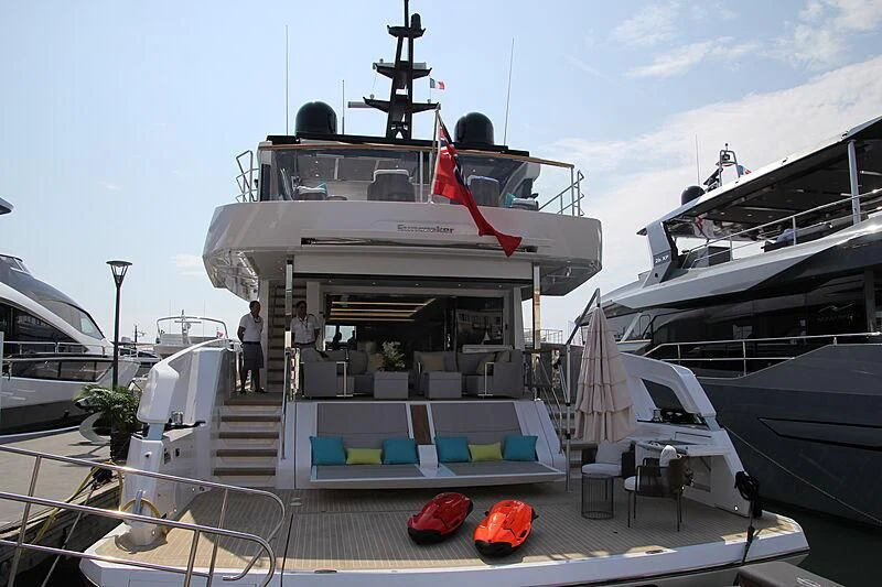 a boat docked at a pier aboard BANDAZUL Yacht for Sale