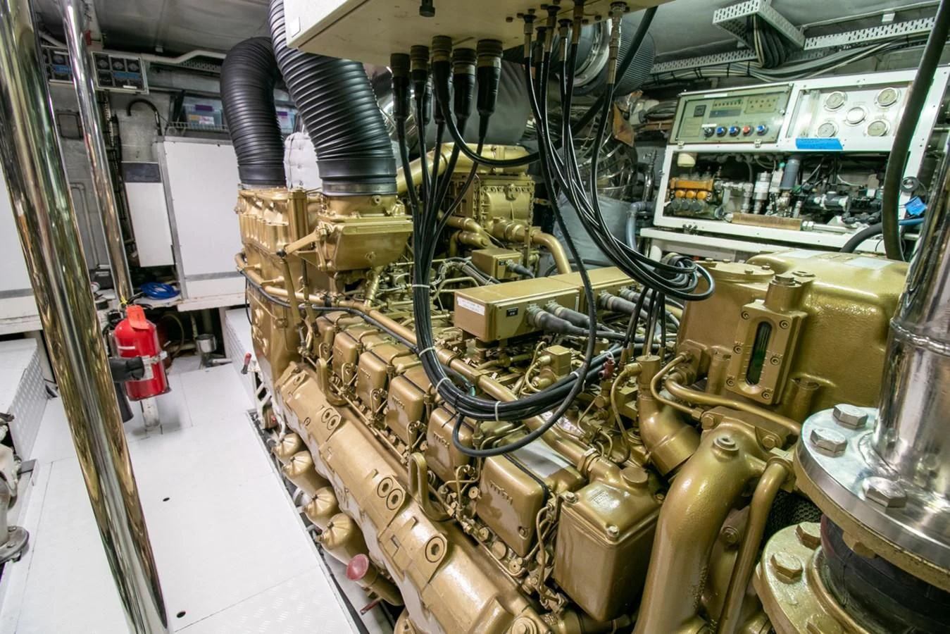 a machine with a large machine aboard SHALIMAR Yacht for Sale
