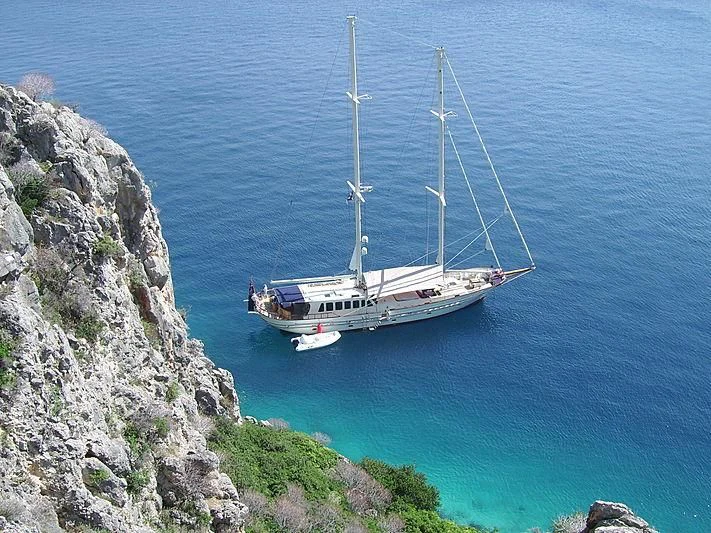 a boat on the water aboard TIGERLILY OF CORNWALL Yacht for Sale