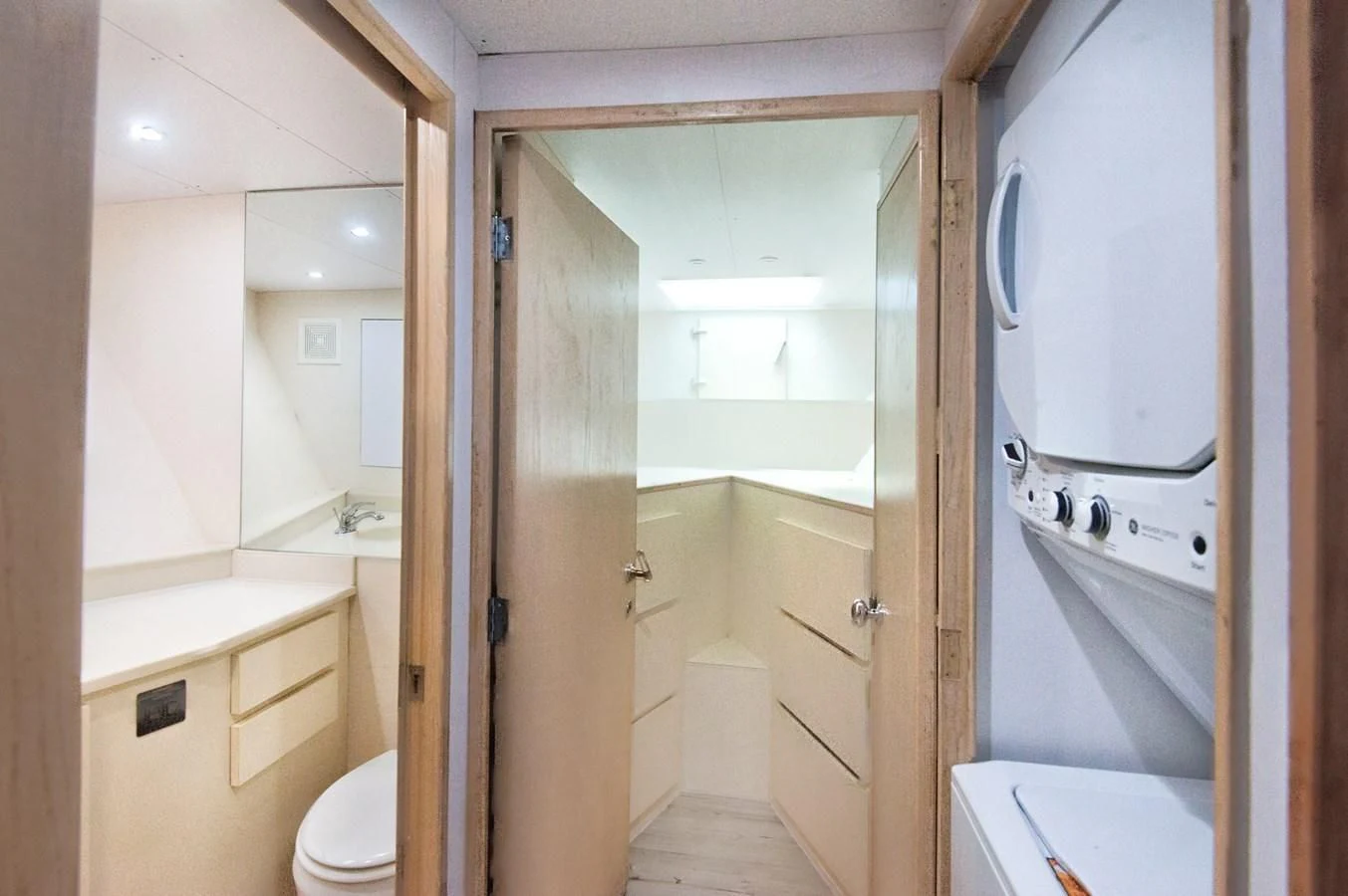 a bathroom with a shower and toilet aboard DESLIZE Yacht for Sale