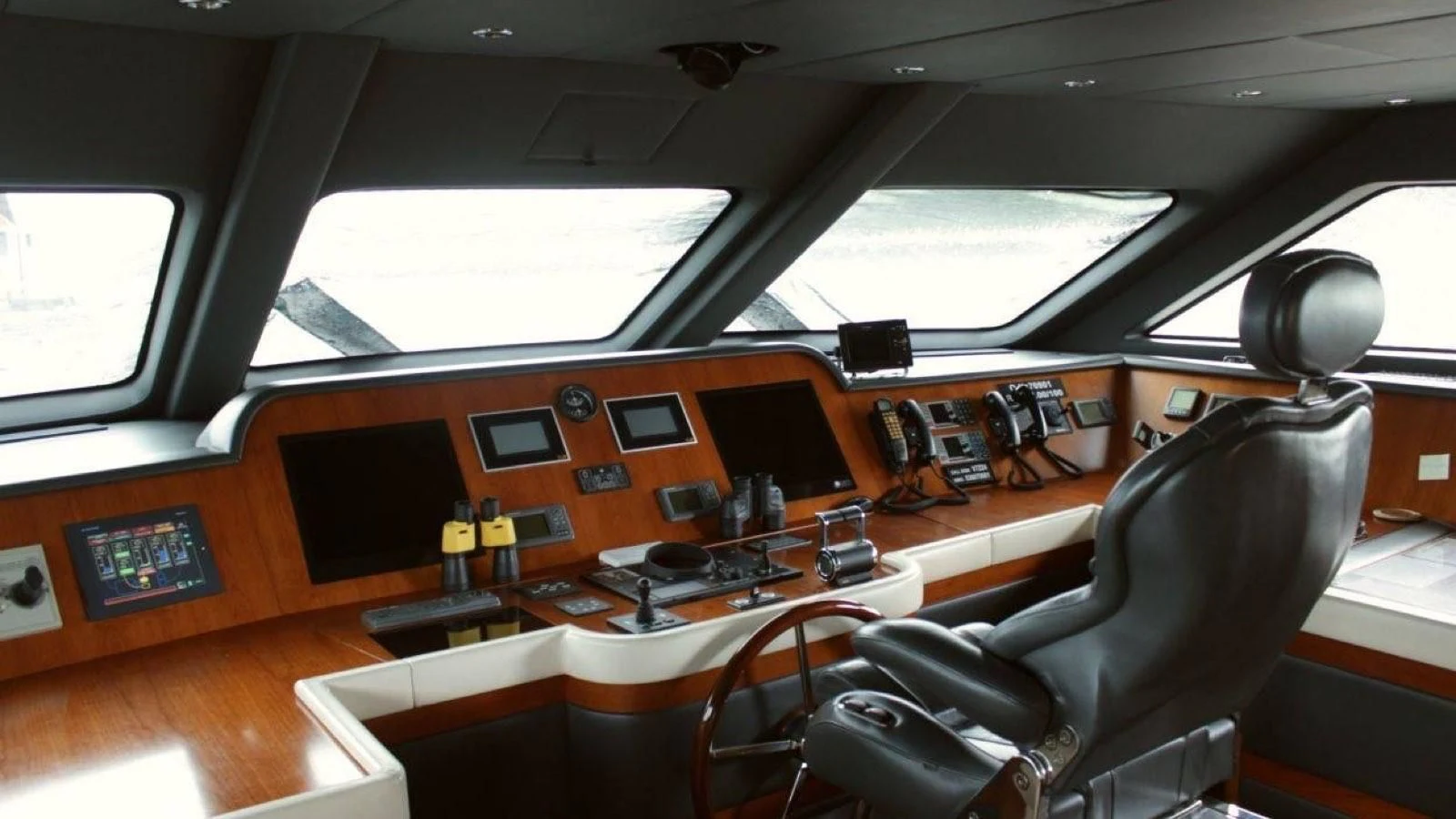 inside of a vehicle aboard BENETTI TRADITION 100 Yacht for Sale