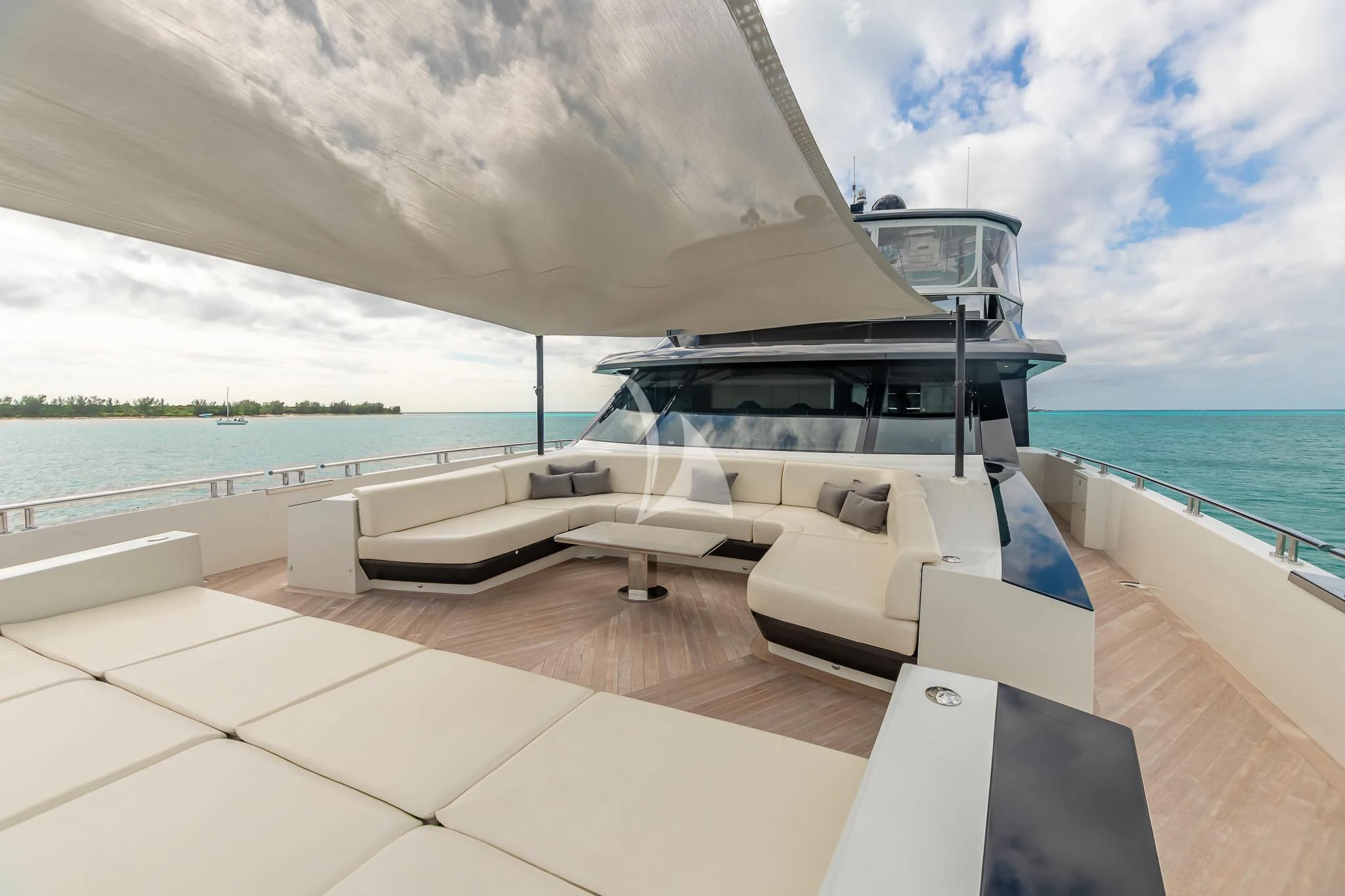 a boat on a boat aboard BOA VIDA Yacht for Sale