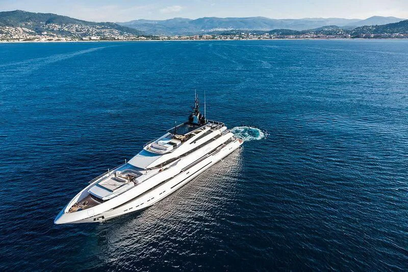 a boat in the water aboard PARAM JAMUNA IV Yacht for Sale