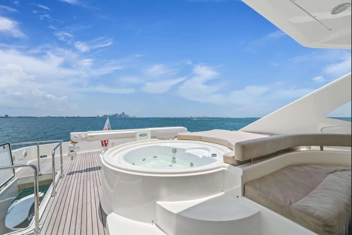 a white bathtub on a boat aboard HOYA SAXA Yacht for Sale