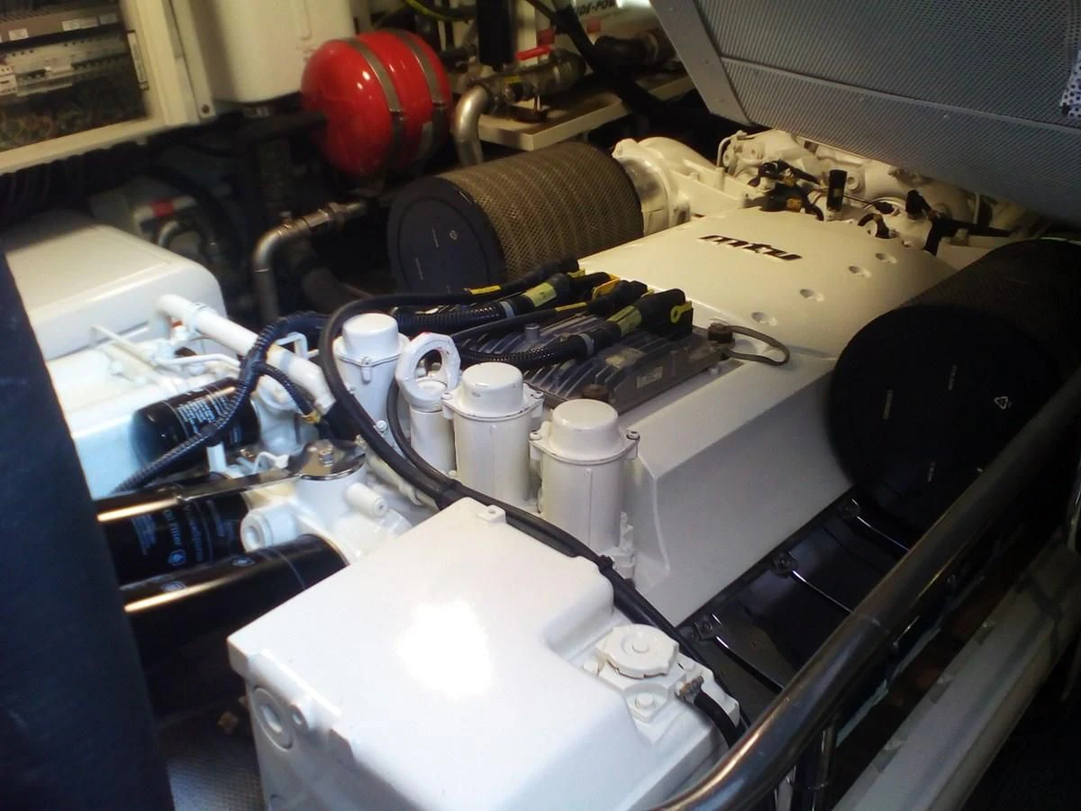 a machine with many tubes aboard SUN ANEMOS Yacht for Charter