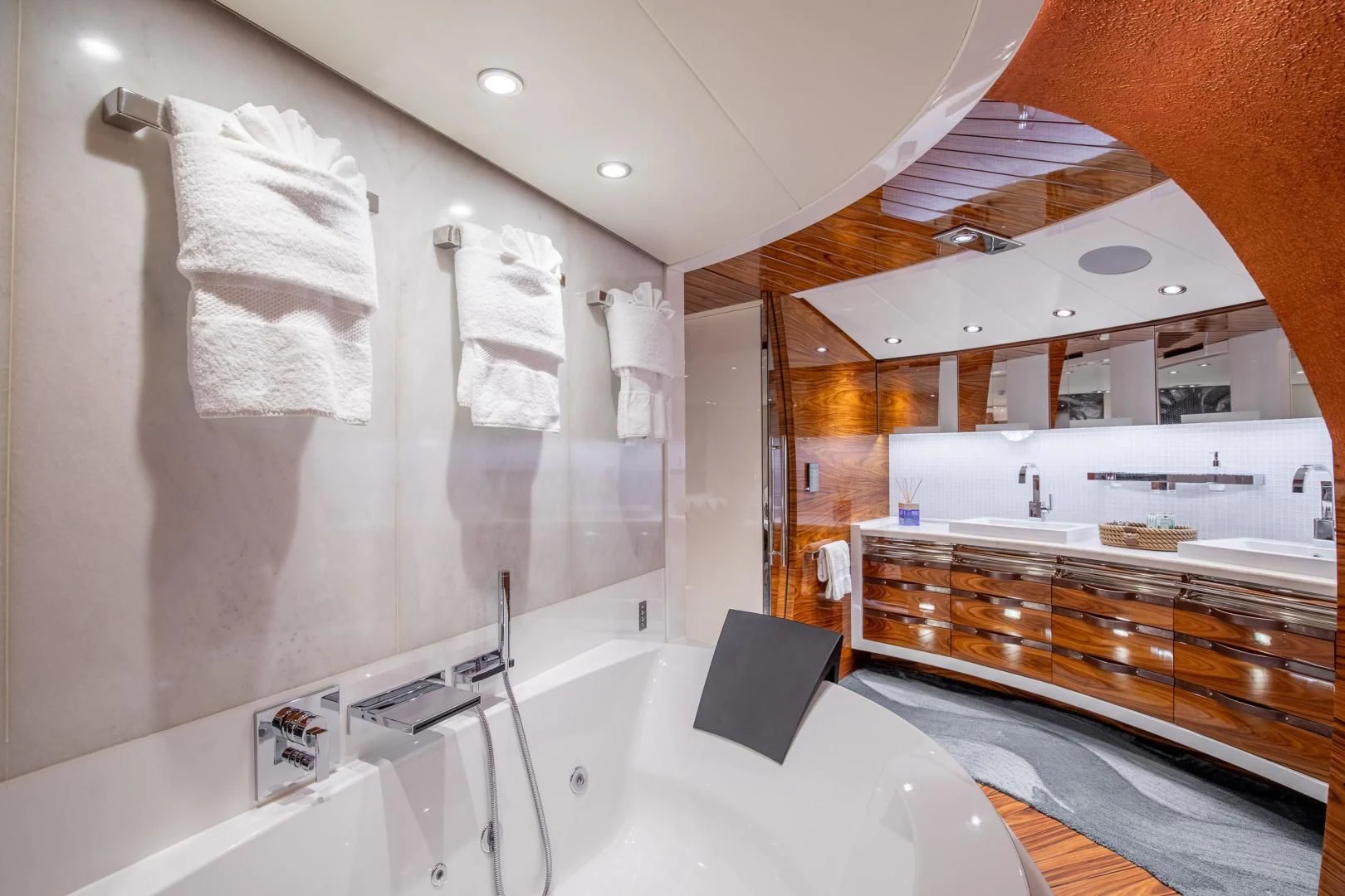 a bathroom with a large bathtub aboard HATT MILL Yacht for Sale